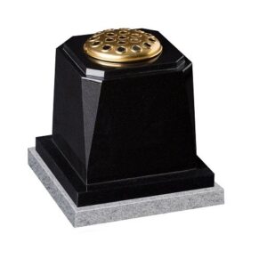 Chamfered black vase